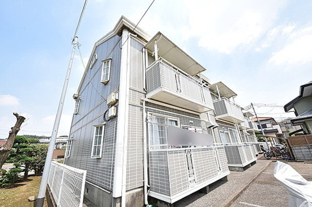 京王線 調布駅 バス乗車時間：13分 最寄りバス停で下車 徒歩15分 築34年