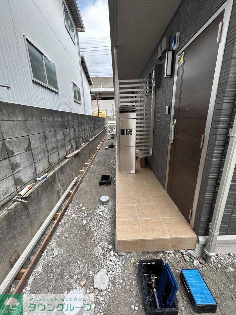 エントランス　お問合せはタウンハウジングまで！※現地待合わせ相談可能