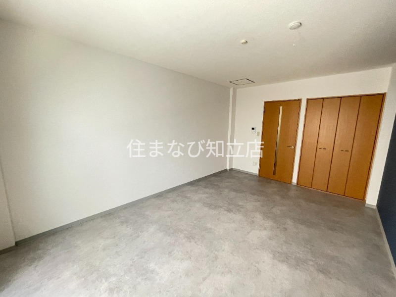 居室・リビング　同型別部屋写真