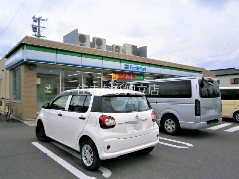 コンビニ　ファミリーマート安城大山町一丁目店（コンビニ）まで846m
