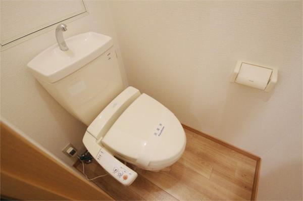 トイレ　※現況優先となります。