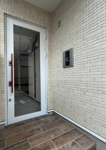 エントランス　ヒルズ新羽町