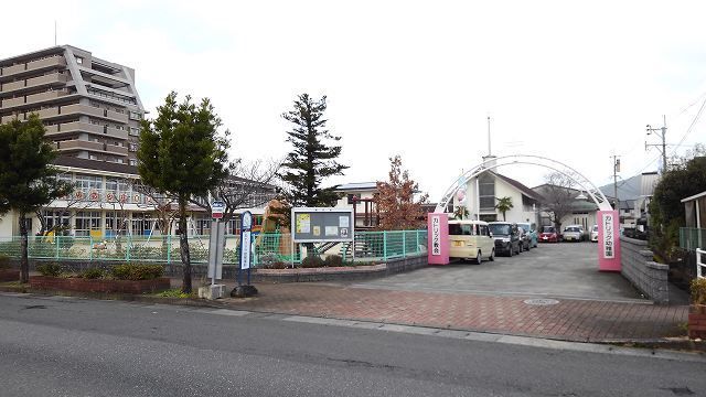 幼稚園・保育園　伊万里カトリック保育園（幼稚園・保育園）まで1600m