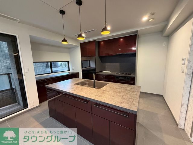 キッチン　※写真は同タイプ住戸です。