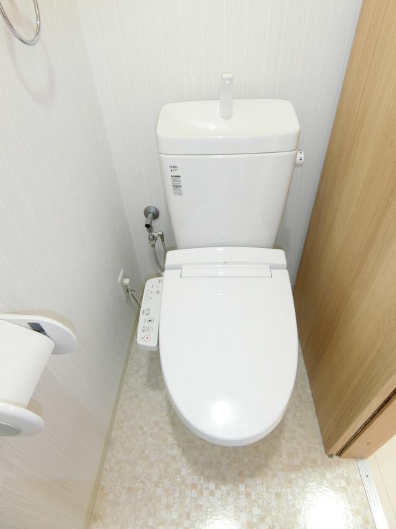 トイレ　温水洗浄便座☆
