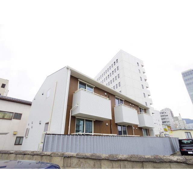 建物外観　建設中外観