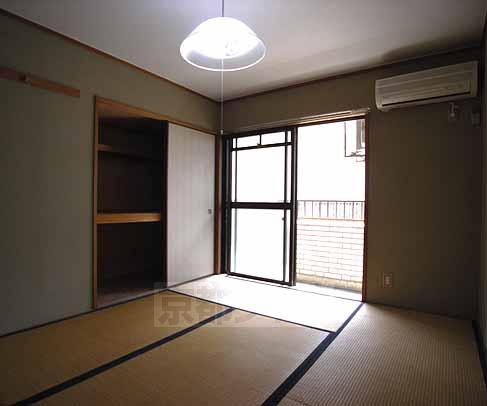 居室・リビング　和の趣、畳です。