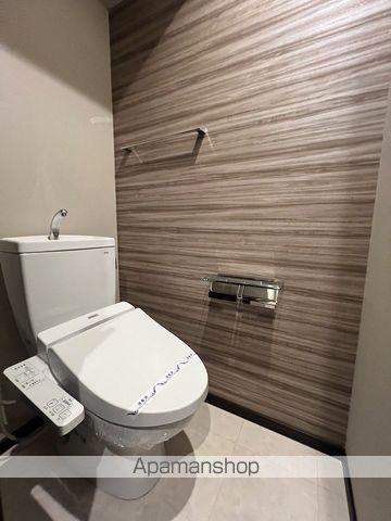 京阪本線 天満橋駅 徒歩8分 8階建 築9年のトイレ写真