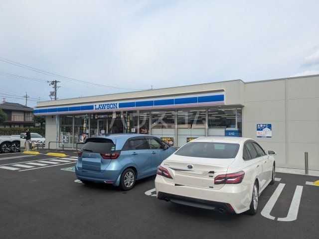 コンビニ　ローソン小牧光ヶ丘店（コンビニ）まで887m