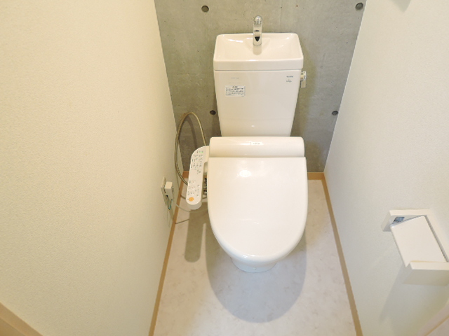 トイレ　※別部屋写真です。