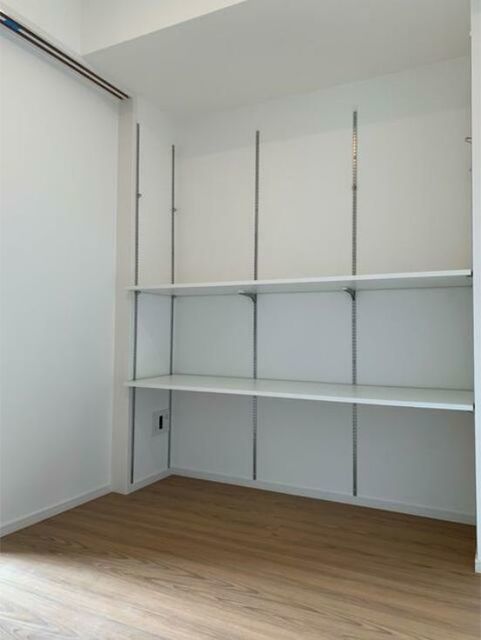 その他部屋・スペース　床やクロスの色が変更となる可能性があります。