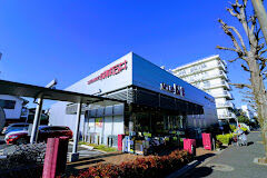 スーパー　成城石井柿の木坂店（スーパー）まで534m
