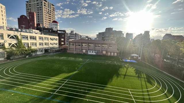 小学校　渋谷区立加計塚小学校（小学校）まで521m