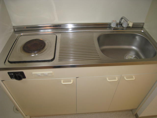 キッチン　※写真は別のお部屋です。現況を優先させて頂きます。