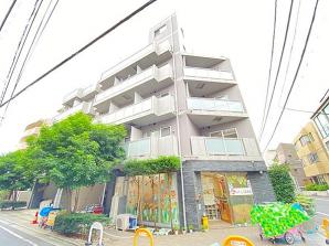 渋谷区元代々木町のマンションの建物外観