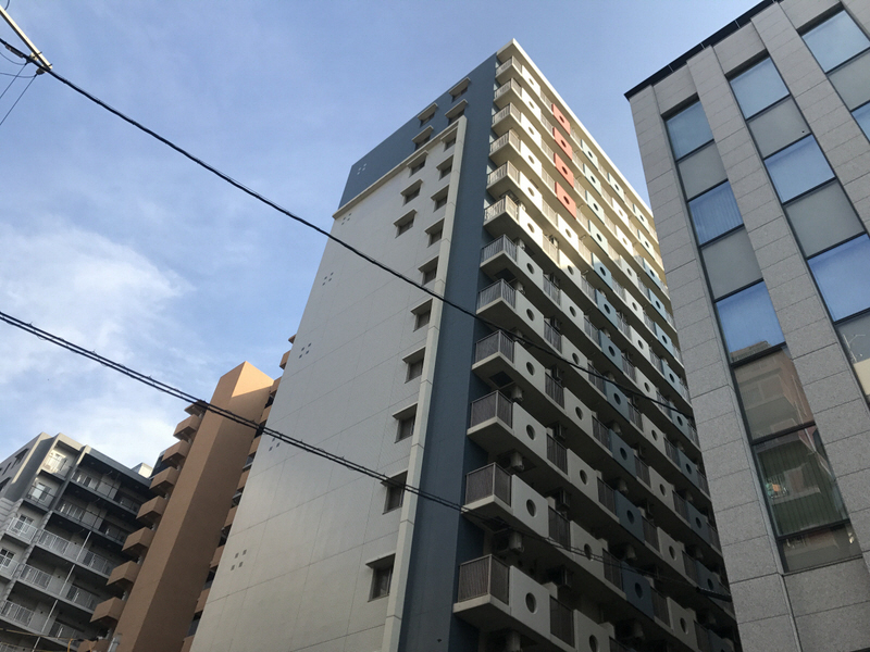 神戸市中央区磯上通のマンションの建物外観