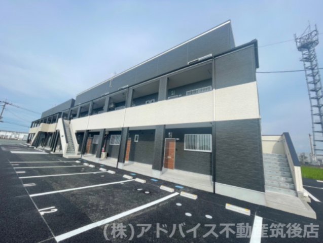 【プリマヴェーラ西牟田の建物外観】