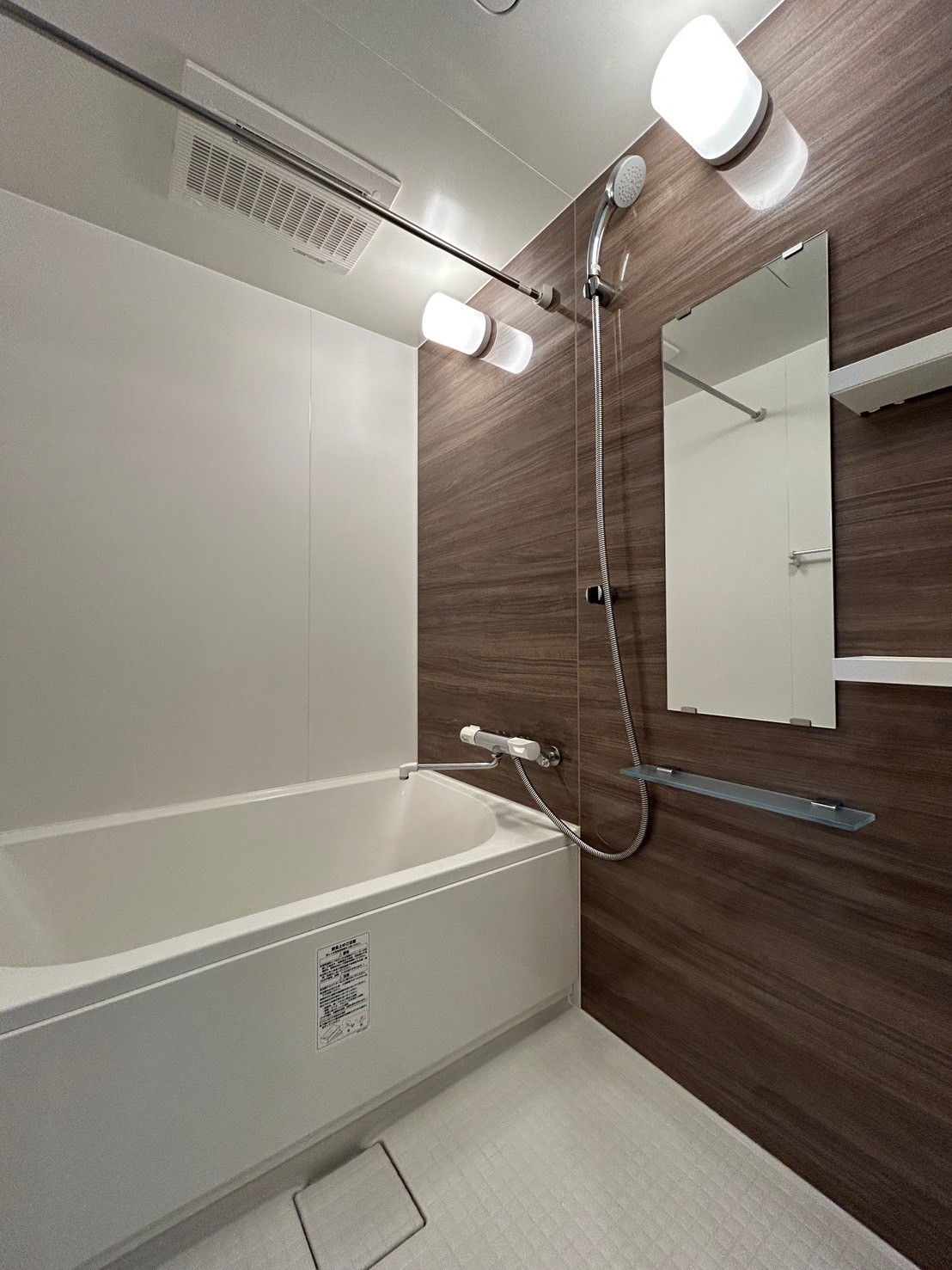 バス・シャワールーム