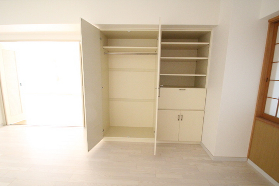 収納　※別部屋の写真です