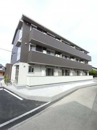 【ラルジュ並榎の建物外観】