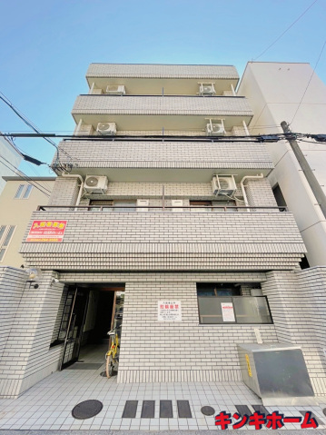 【広島市中区住吉町のマンションの建物外観】