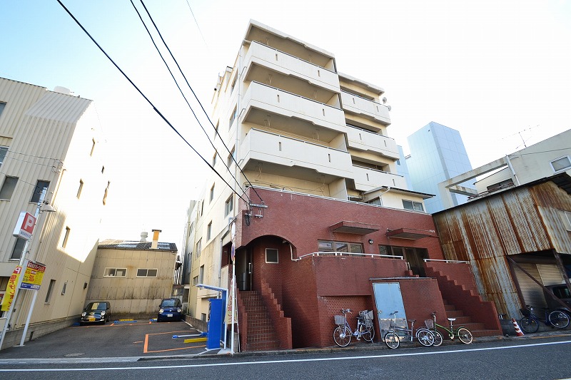 広島市西区南観音町のマンションの建物外観