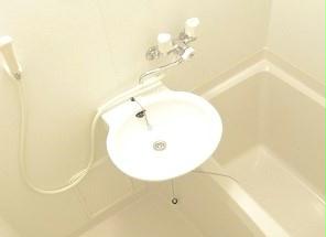 洗面設備　備品や設備仕様は号室等により異なります現地をご確認下さい。