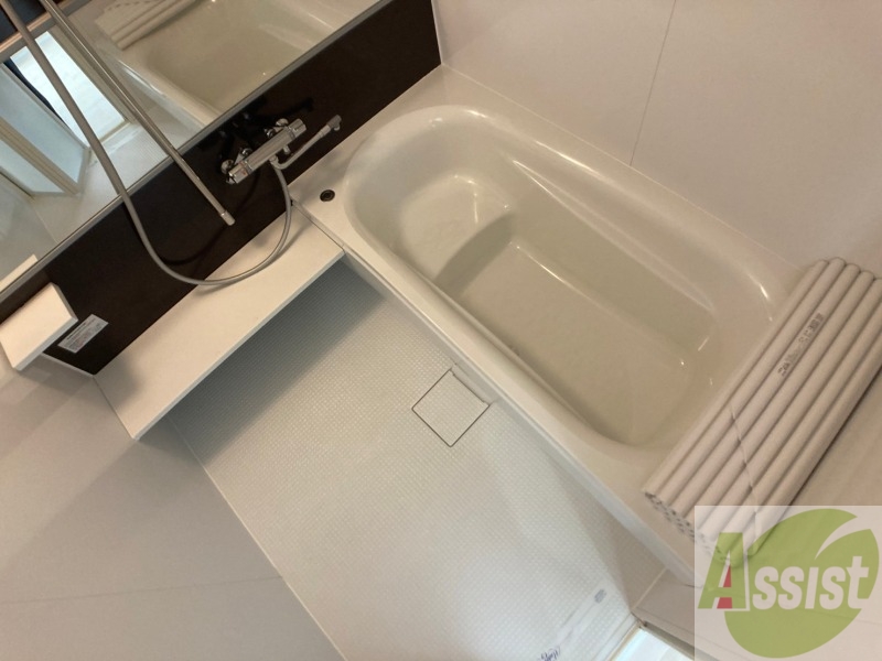 バス・シャワールーム　お風呂です。ゆっくりお風呂につかるのも体に良いですね～