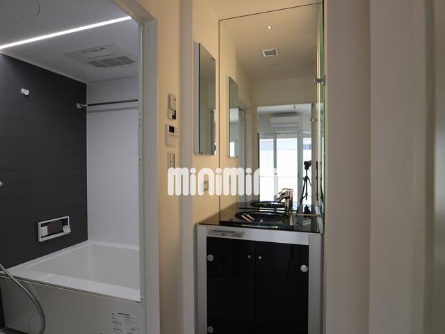 洗面設備　洗面台です。