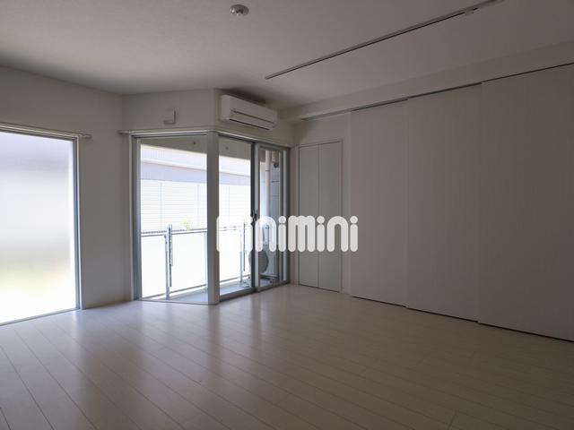 居室・リビング　洋間です。