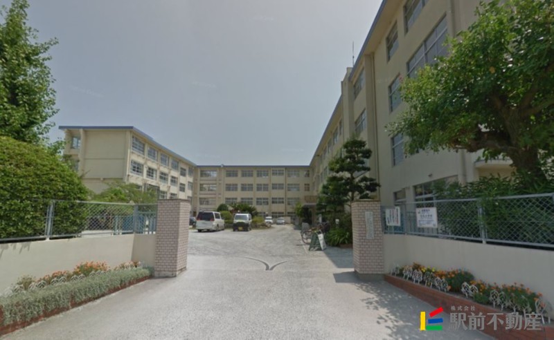 小学校　石丸小学校（小学校）まで800m