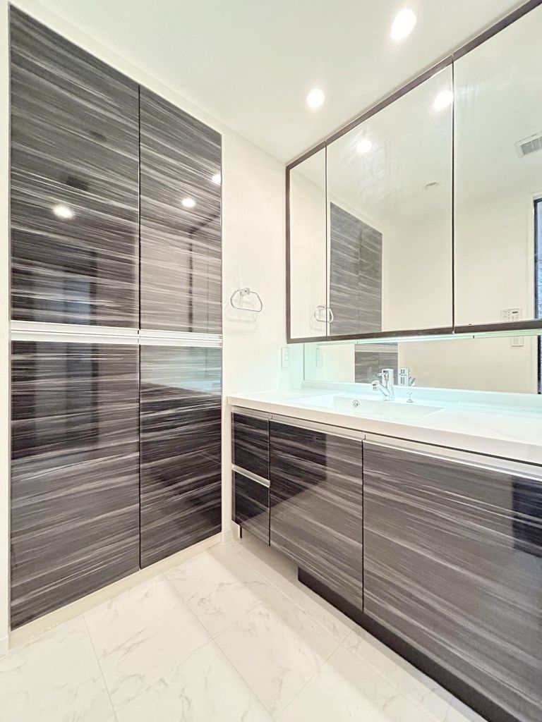 洗面設備　洗面室