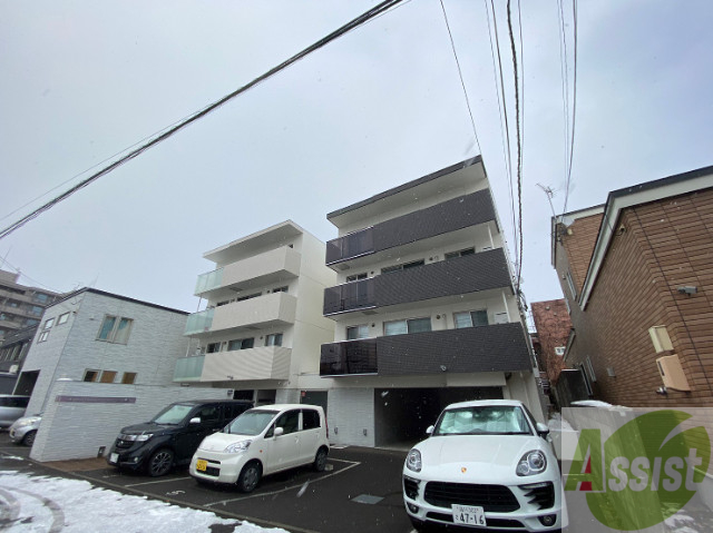 建物外観　札幌市中央区南８「ＡＳＡＨＩＹＡＭＡＣＩＴＹ．ＳＴＥＬＬＡ」