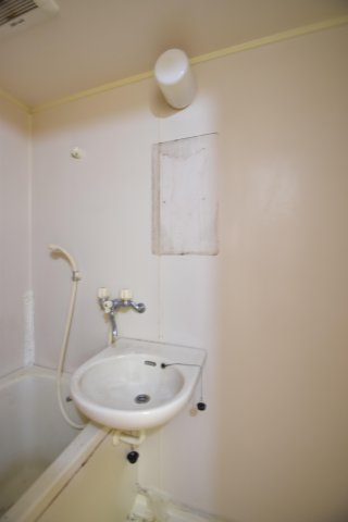 洗面設備　※参考写真