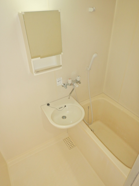 バス・シャワールーム　浴室