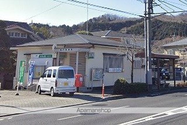 郵便局　増戸郵便局（郵便局）まで323m