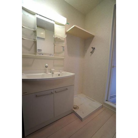 洗面設備　※別部屋写真。現況優先※