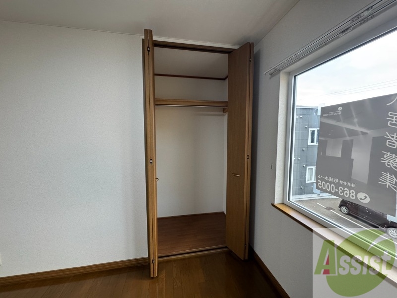 収納　こちらは収納です。物をしまう事ができますね！