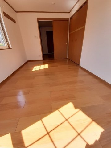 居室・リビング　明るい室内です☆