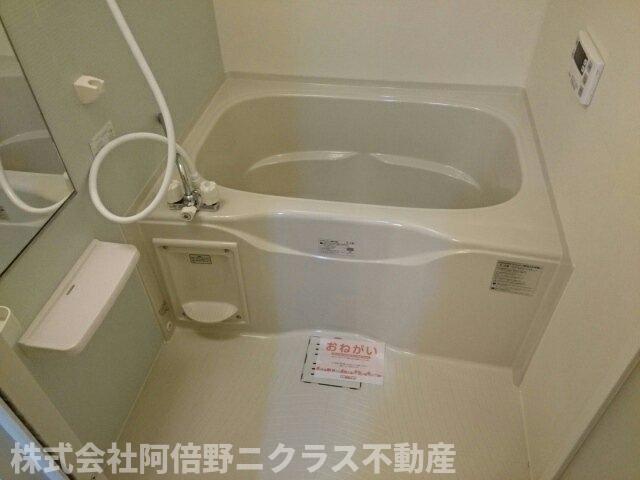 バス・シャワールーム　ゆったり過ごせるお風呂です