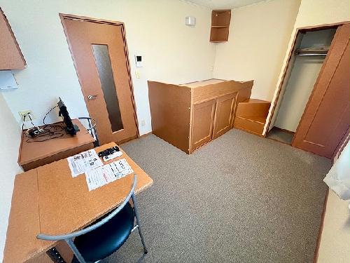 居室・リビング　設備・仕様は号室により異なる為、現状を優先いたします。