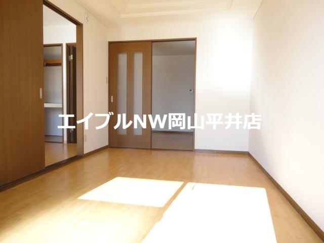 その他部屋・スペース　寝室