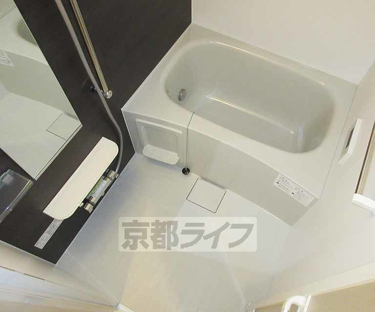 バス・シャワールーム　広々しています