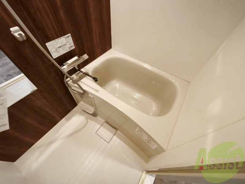 バス・シャワールーム　お風呂になります。一日の疲れを癒してくださいね。