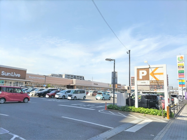 スーパー　サンリブ西小倉（スーパー）まで900m