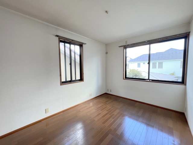 その他部屋・スペース　★明るいフローリングの角部屋です★