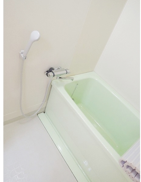 バス・シャワールーム　清潔感のある快適バスルーム♪