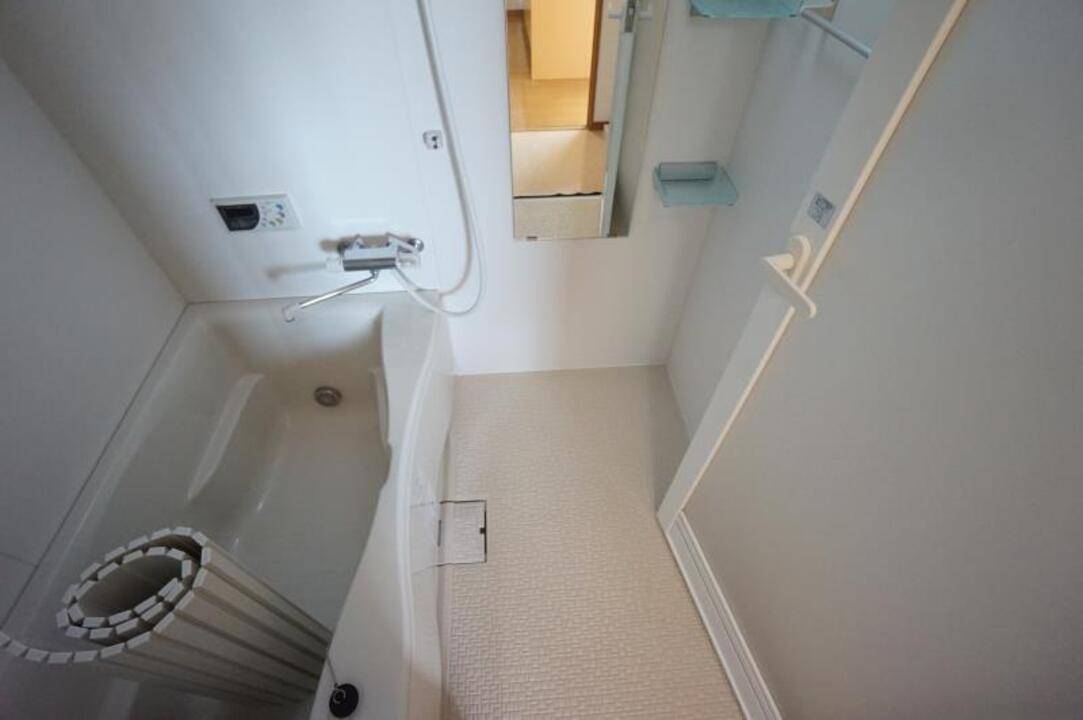 バス・シャワールーム　浴室