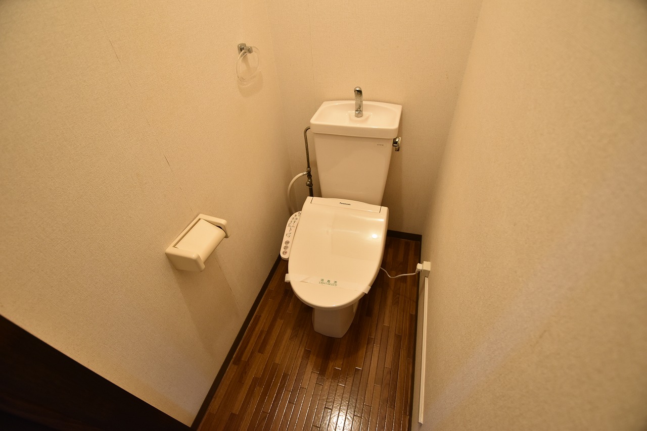 トイレ　STUDIO MINO