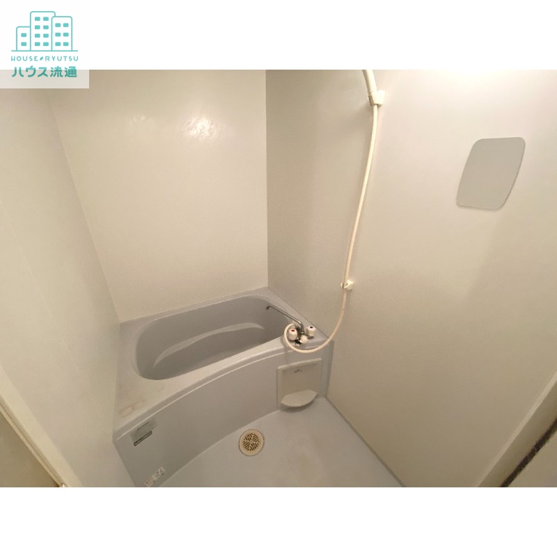 バス・シャワールーム　※別号室の写真※